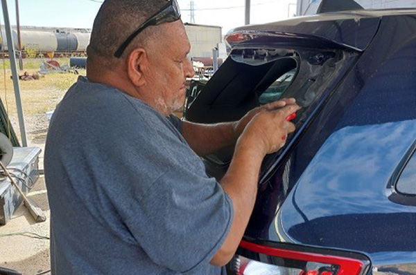 L.E. Ducros Services - Clute, TX Auto Glass Replacement Shop